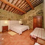 Dom wakacyjny In Monte Santa Maria With Pool Monte Santa Maria Tiberina