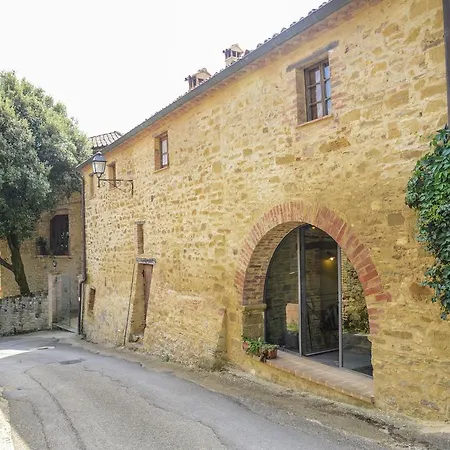 Holiday home Warm Holiday Home With Pool Monte Santa Maria Tiberina
