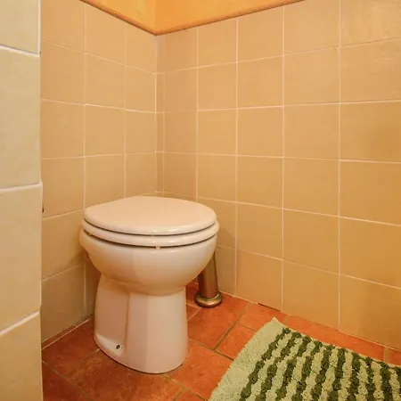 Warm Holiday Home With Pool Holiday home Monte Santa Maria Tiberina