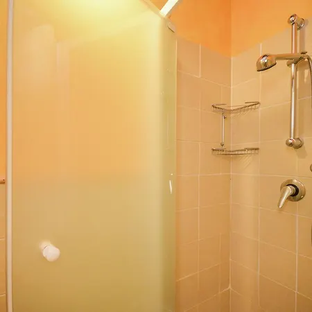 In Monte Santa Maria With Pool Monte Santa Maria Tiberina