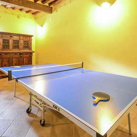 In Monte Santa Maria With Pool بيت للعطل