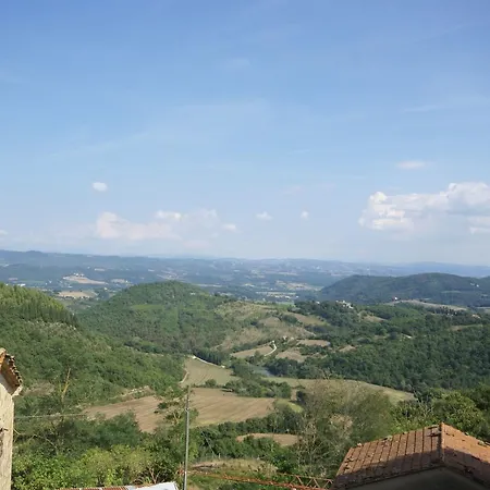 In Monte Santa Maria With Pool *